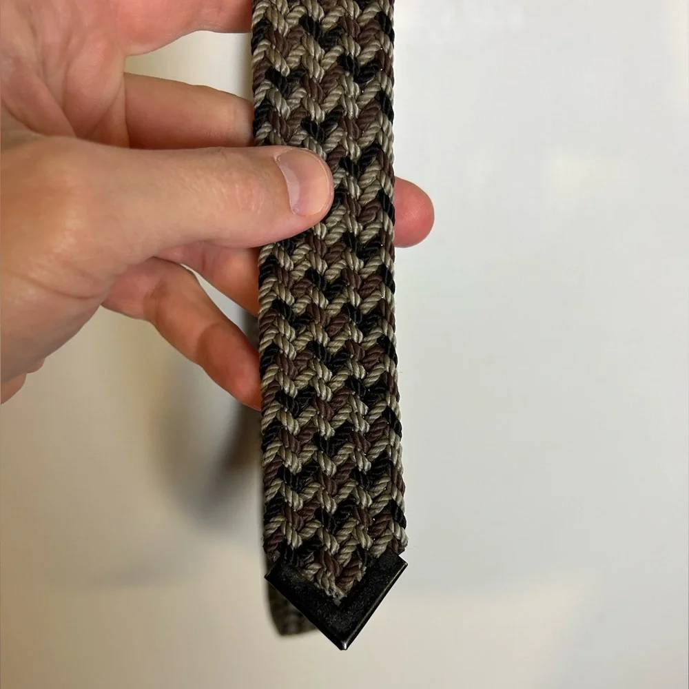 Unisex Woven Belt in Black and Brown size 44x1.5”